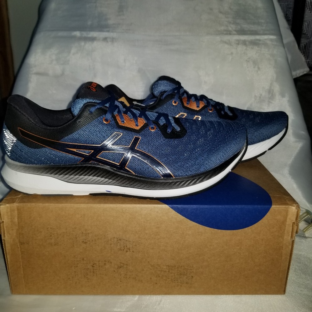 Asics Ezeride Running Shoes Men 10 Grand Shark Pure Bronze 1011B788-400 EUC